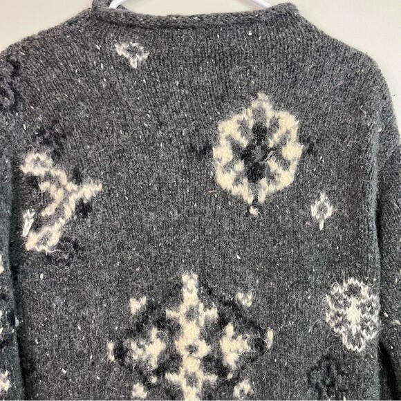 Nordic Design Hand Knit Gray Wool Patterned Sweater Size M P Women - Picture 7 of 10